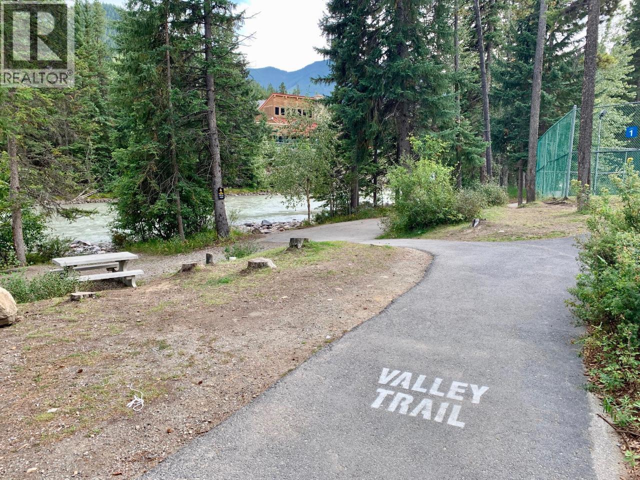 2049 Summit Drive Unit# 413c, Panorama, British Columbia  V0A 1T0 - Photo 40 - 10403183