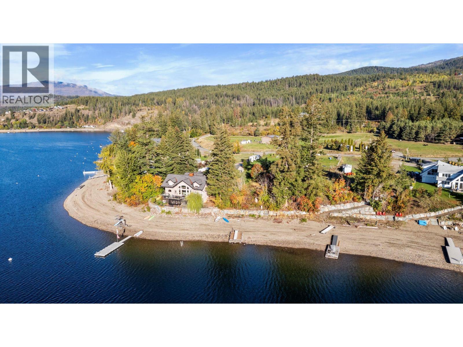 2836 Simpson Road, Lee Creek, British Columbia  V0E 1M4 - Photo 1 - 10402842