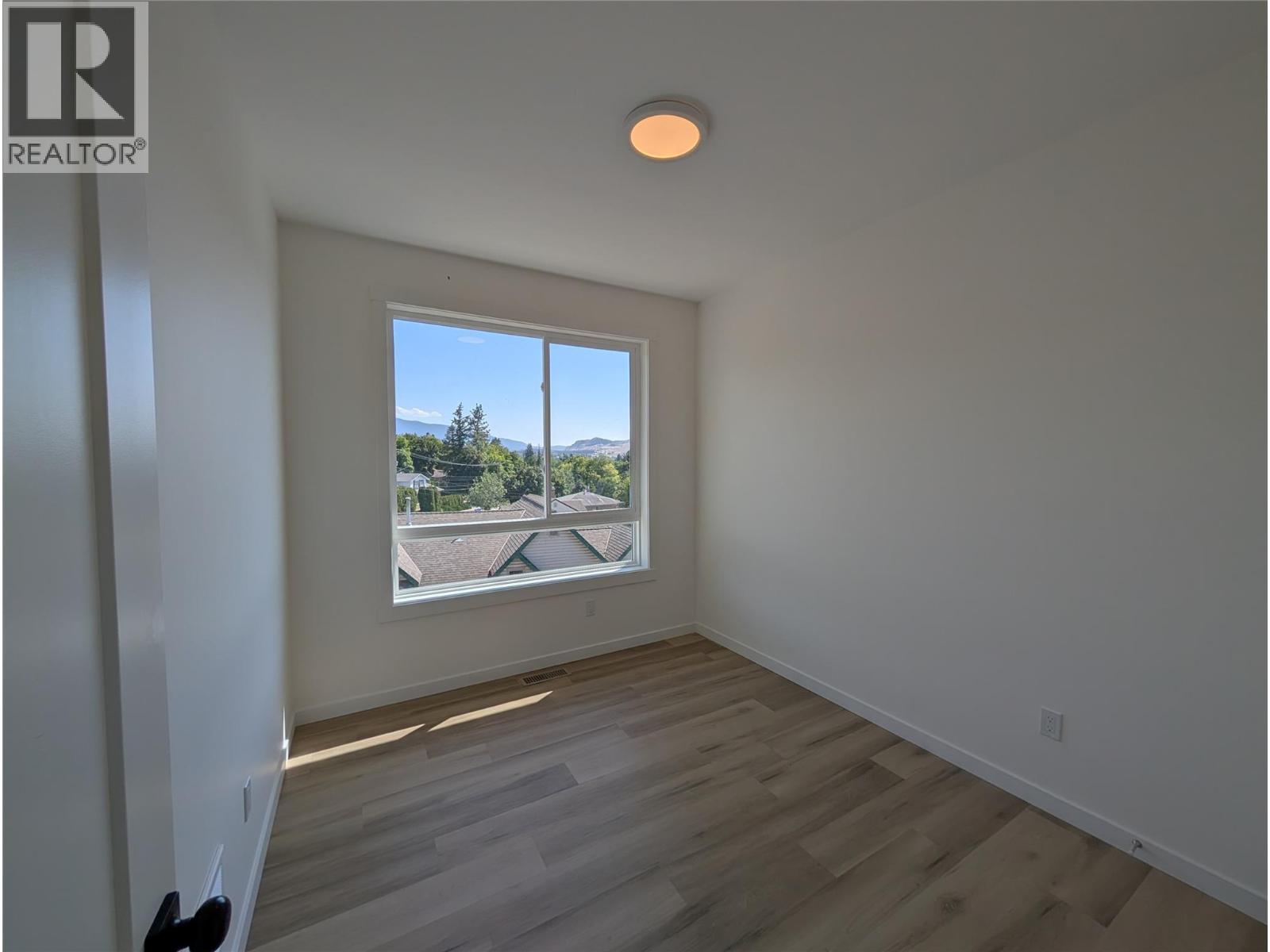 3602 Pleasant Valley Road Unit# 4, Vernon, British Columbia  V1T 4L6 - Photo 12 - 10403207