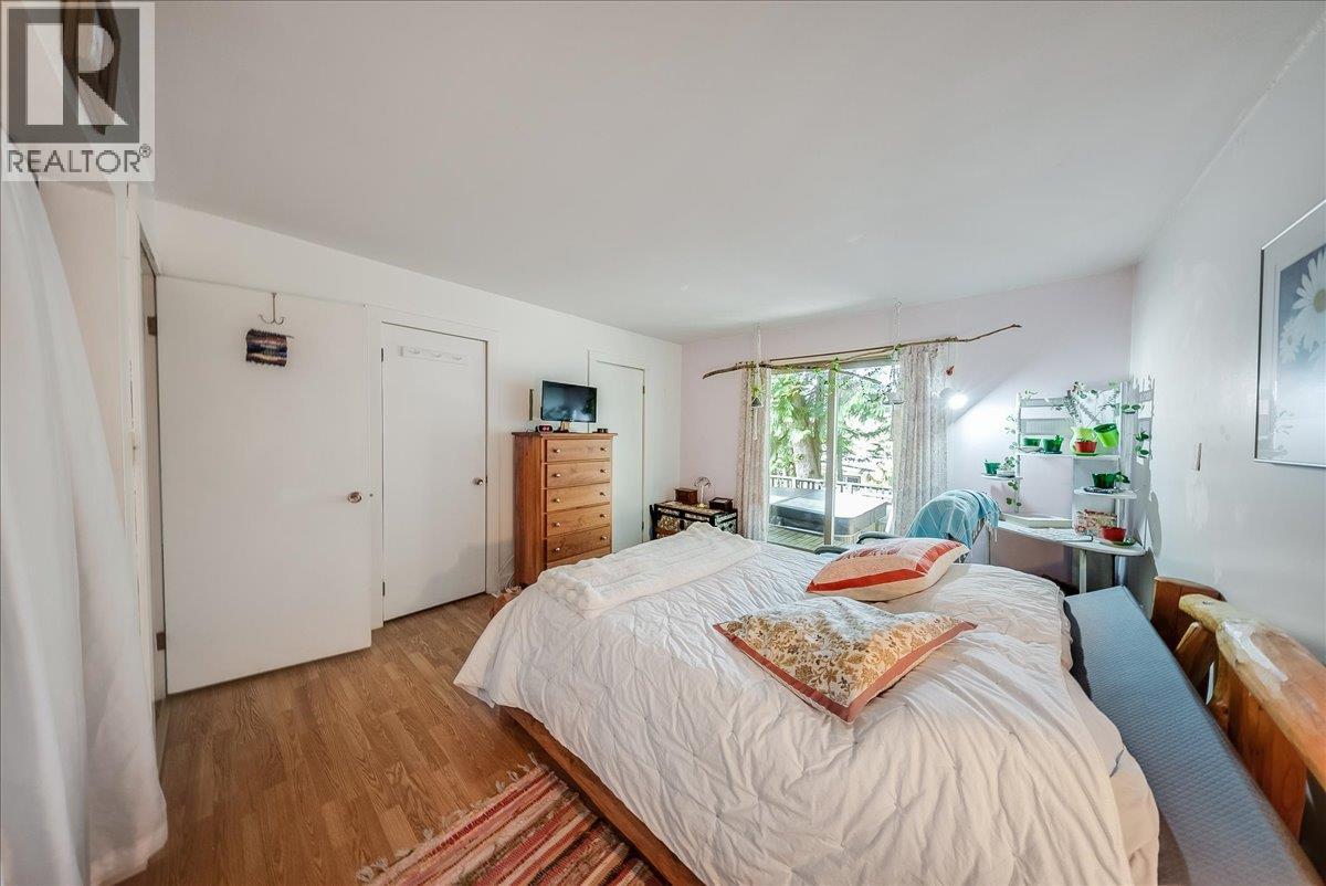 2510 Cooke Avenue, Rossland, British Columbia  V0G 1Y0 - Photo 37 - 10402924
