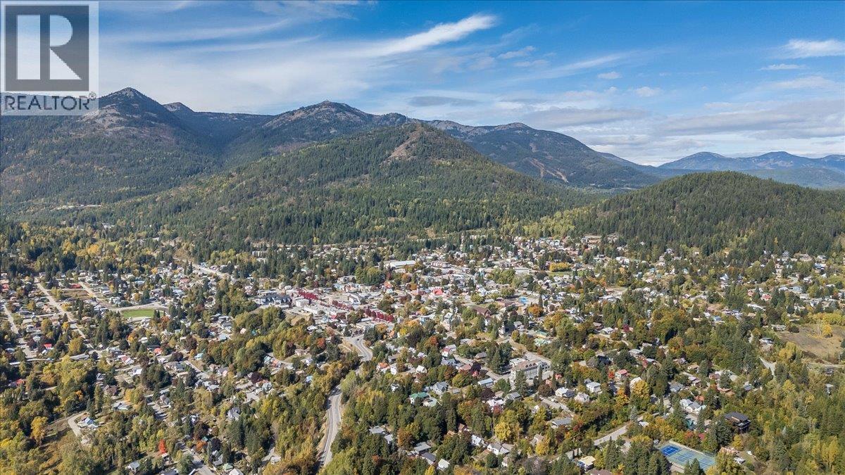 2510 Cooke Avenue, Rossland, British Columbia  V0G 1Y0 - Photo 44 - 10402924