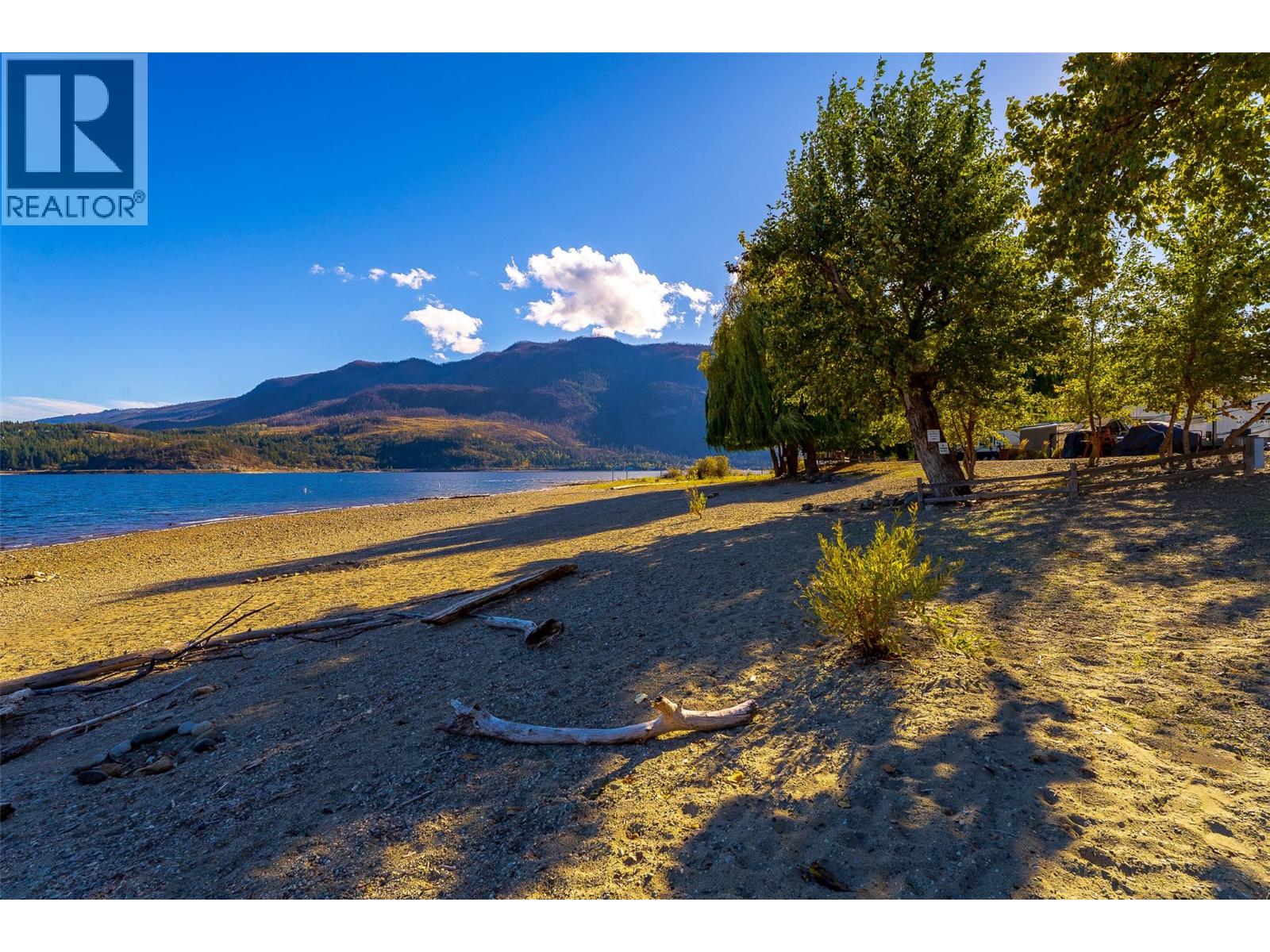46 Cottonwood Drive N, Lee Creek, British Columbia  V0E 1M4 - Photo 20 - 10402354