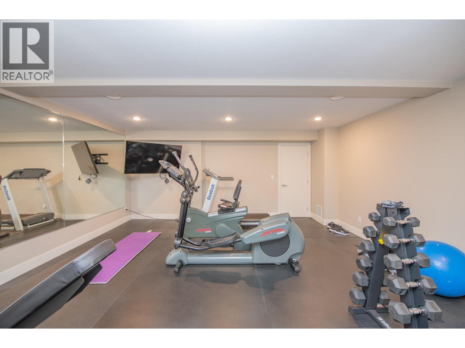 964 Mt Ida Drive, Vernon, British Columbia  V1B 4C3 - Photo 45 - 10402773
