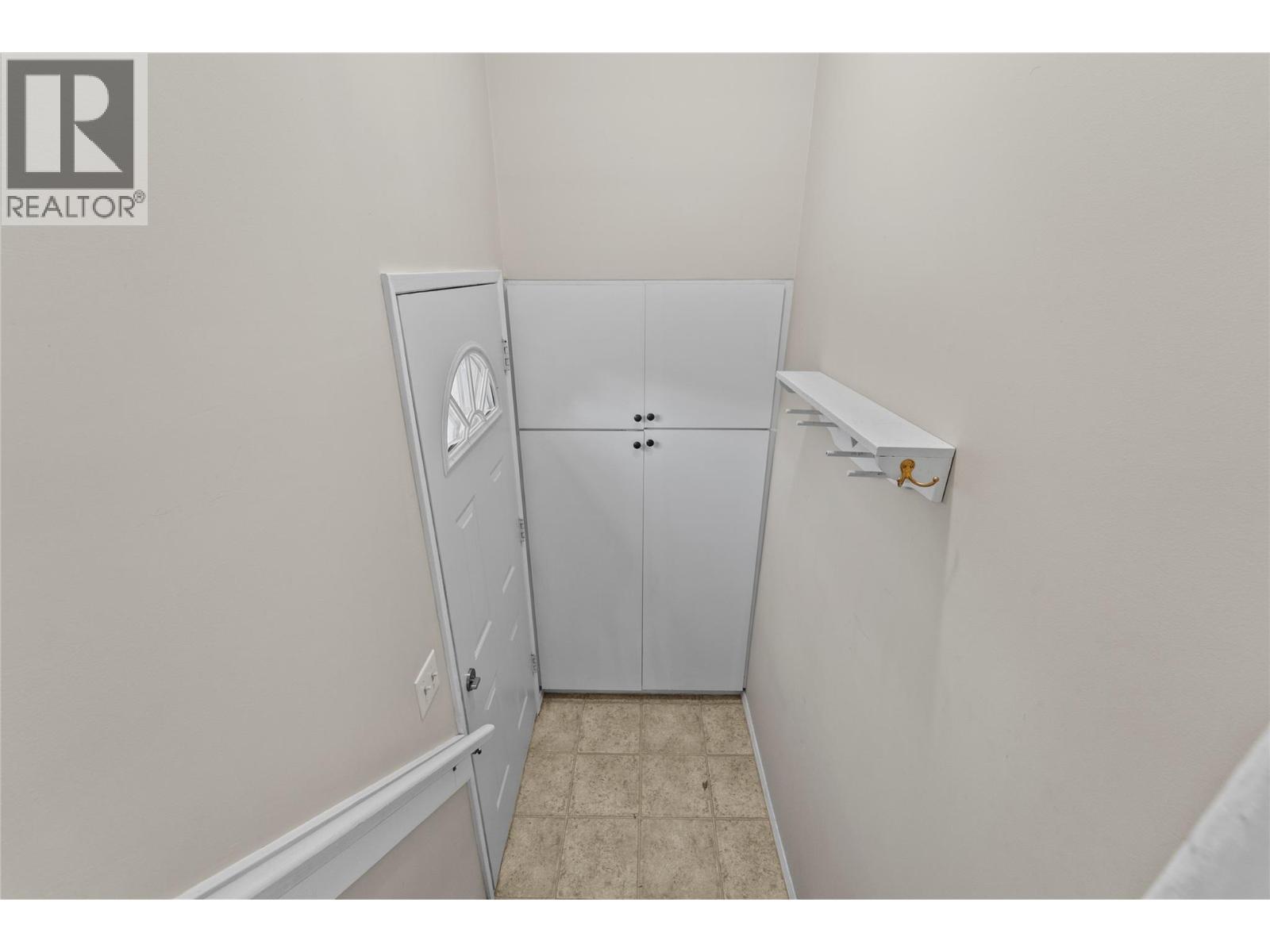 2161 Perryville Place, Kamloops, British Columbia  V2B 7Y1 - Photo 12 - 10403212