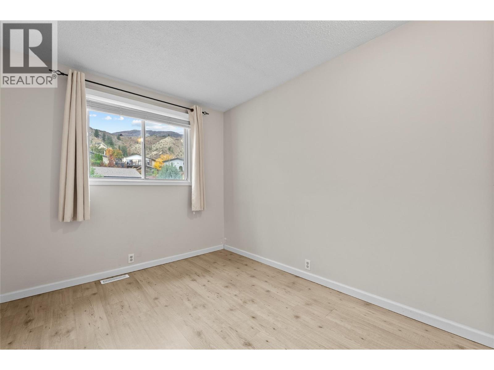 2161 Perryville Place, Kamloops, British Columbia  V2B 7Y1 - Photo 19 - 10403212