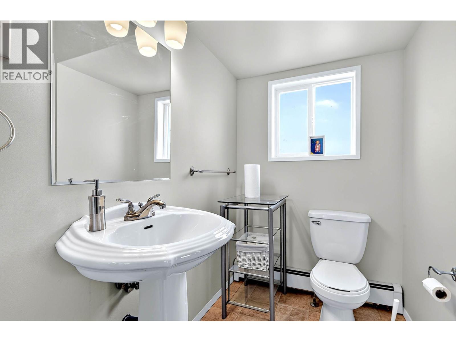830 Norview Road, Kamloops, British Columbia  V2B 7W7 - Photo 41 - 10402967