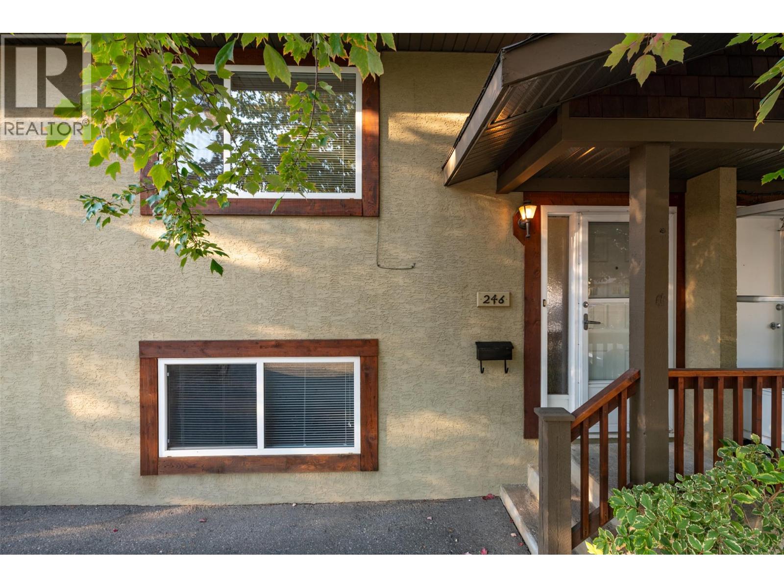 246 Briarwood Road, Kelowna, British Columbia  V1X 2G3 - Photo 4 - 10402790