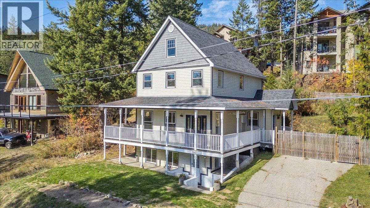 1860 Planer Crescent, Rossland, British Columbia  V0G 1Y0 - Photo 1 - 10403211