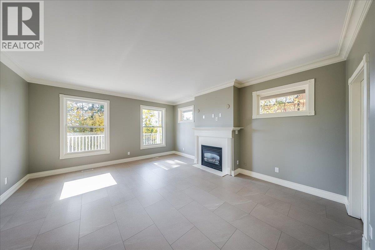 1860 Planer Crescent, Rossland, British Columbia  V0G 1Y0 - Photo 22 - 10403211