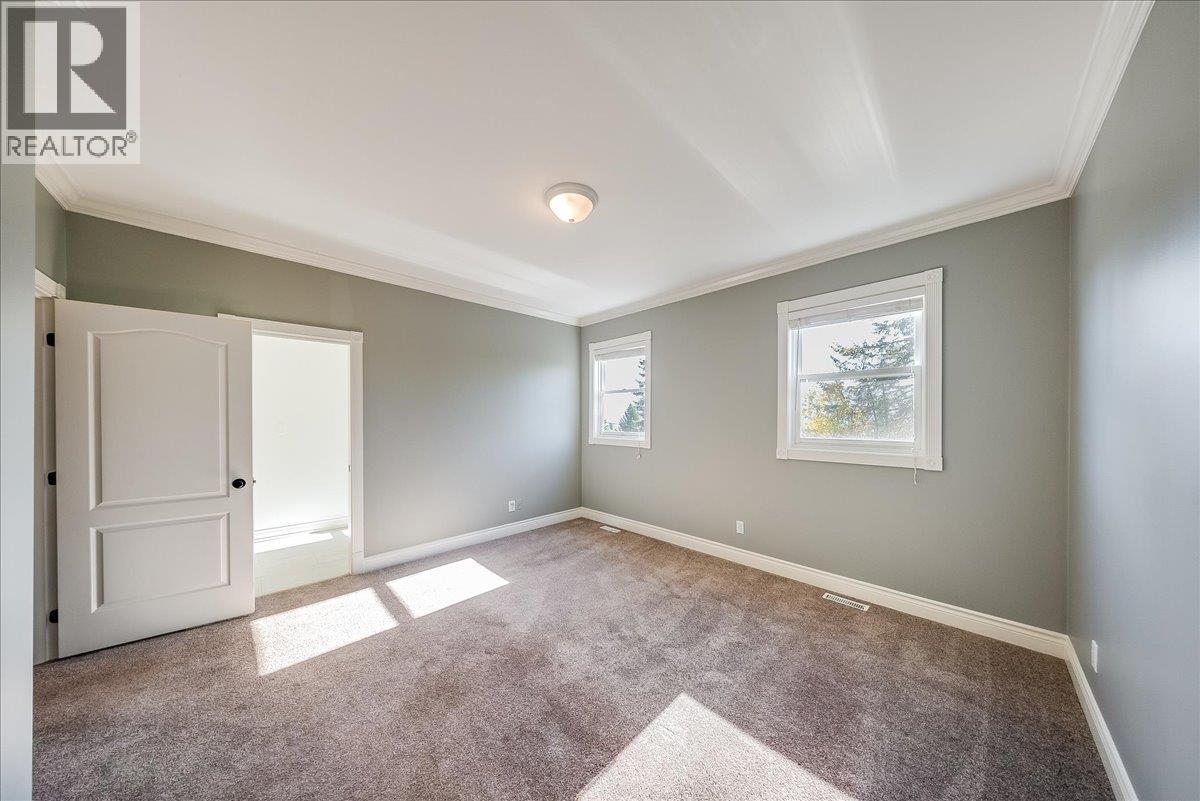 1860 Planer Crescent, Rossland, British Columbia  V0G 1Y0 - Photo 46 - 10403211