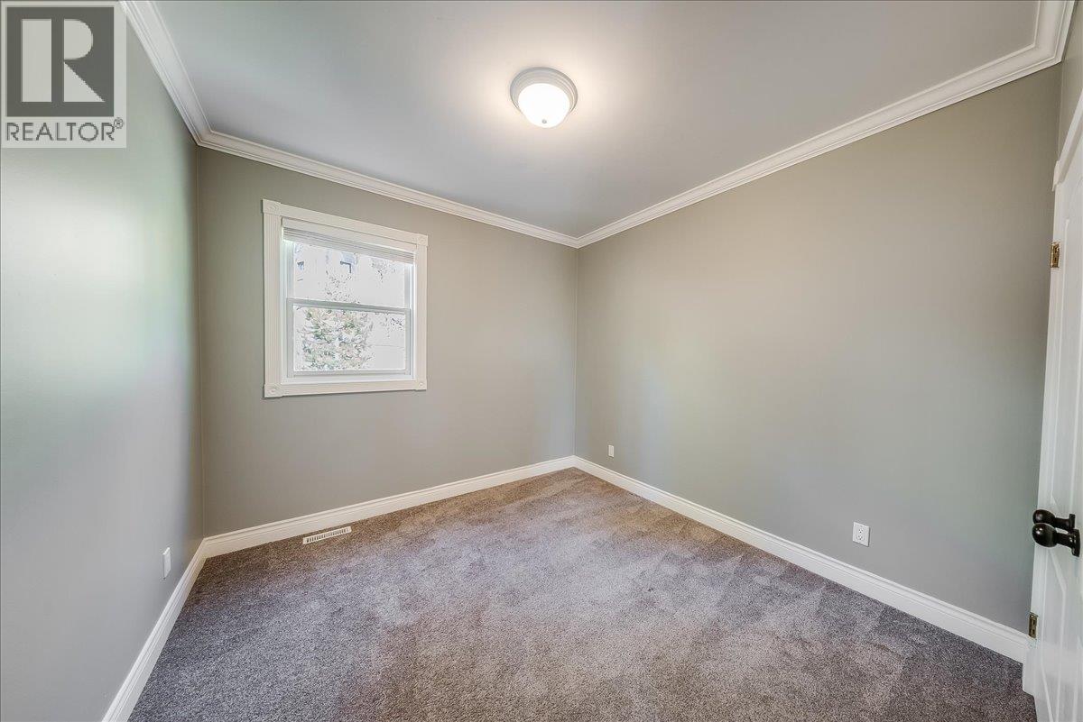 1860 Planer Crescent, Rossland, British Columbia  V0G 1Y0 - Photo 53 - 10403211