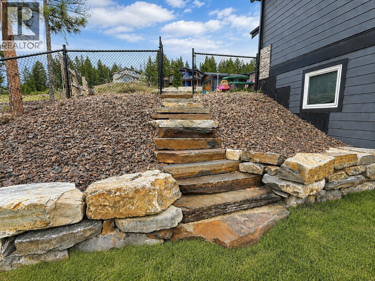 1511 Mount Royal Ridge, Cranbrook, British Columbia  V1C 0C4 - Photo 34 - 10403126