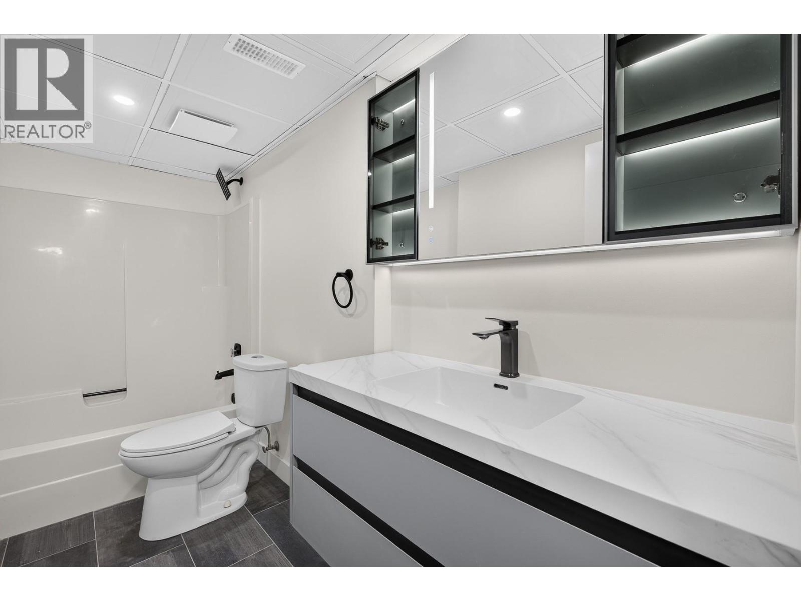 10551 Sherman Drive, Lake Country, British Columbia  V4V 1W2 - Photo 66 - 10403271