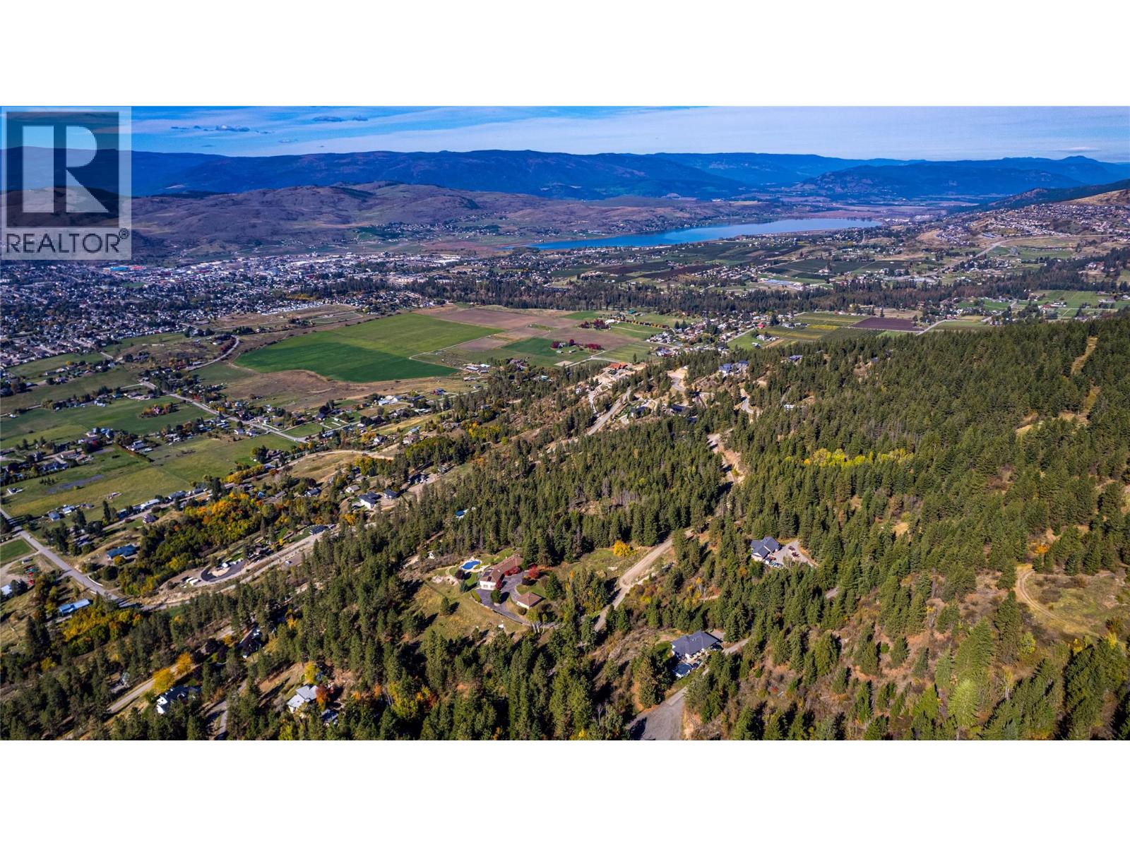 3200 Greenwood Road, Vernon, British Columbia  V1B 4G5 - Photo 3 - 10401980