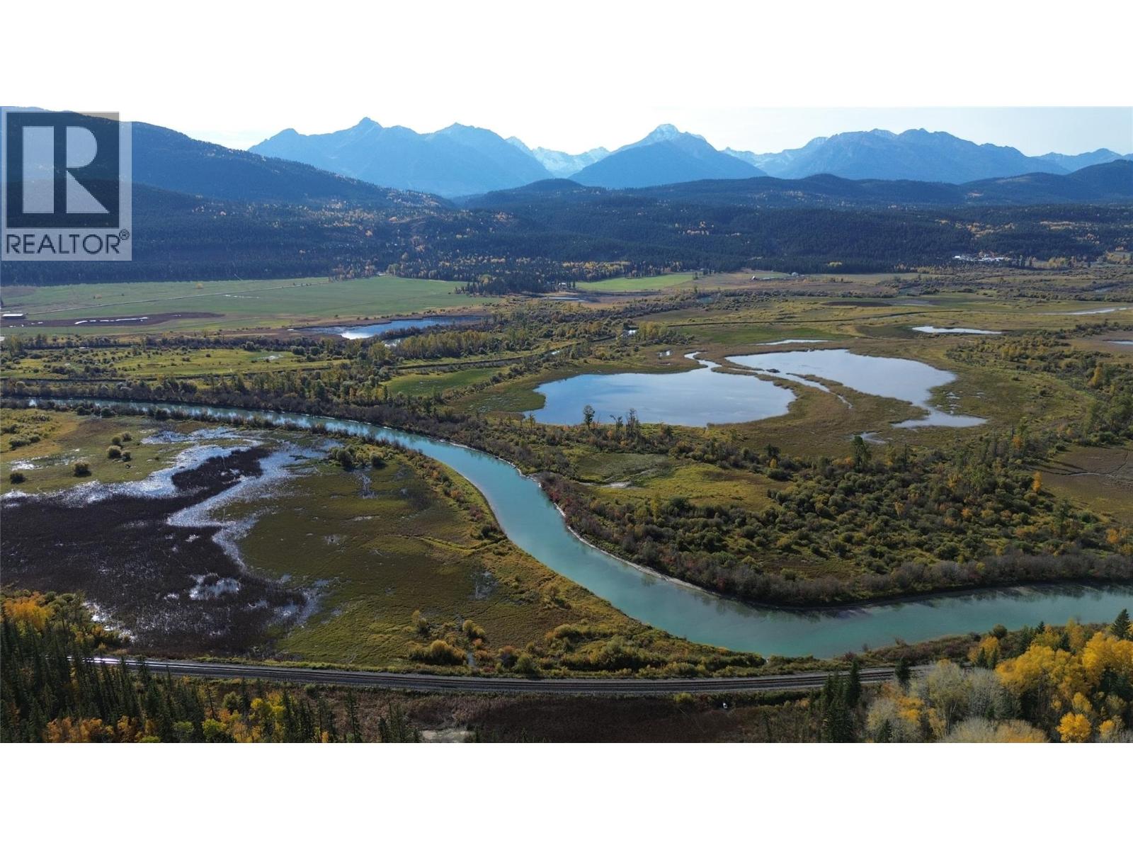2660 95 Highway, Brisco, British Columbia  V0A 1B0 - Photo 38 - 10403277