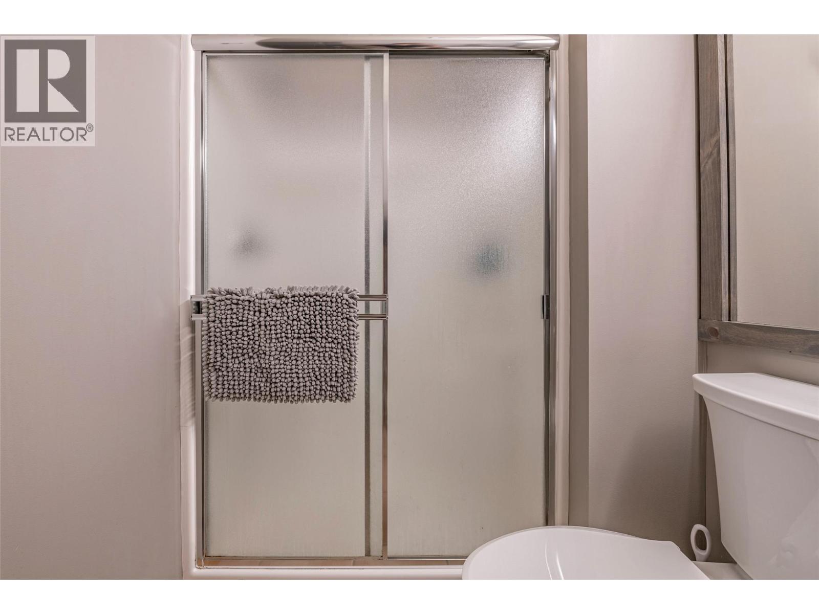 9808 Silver Star Road Unit# 109, Vernon, British Columbia  V1B 3X4 - Photo 15 - 10403065