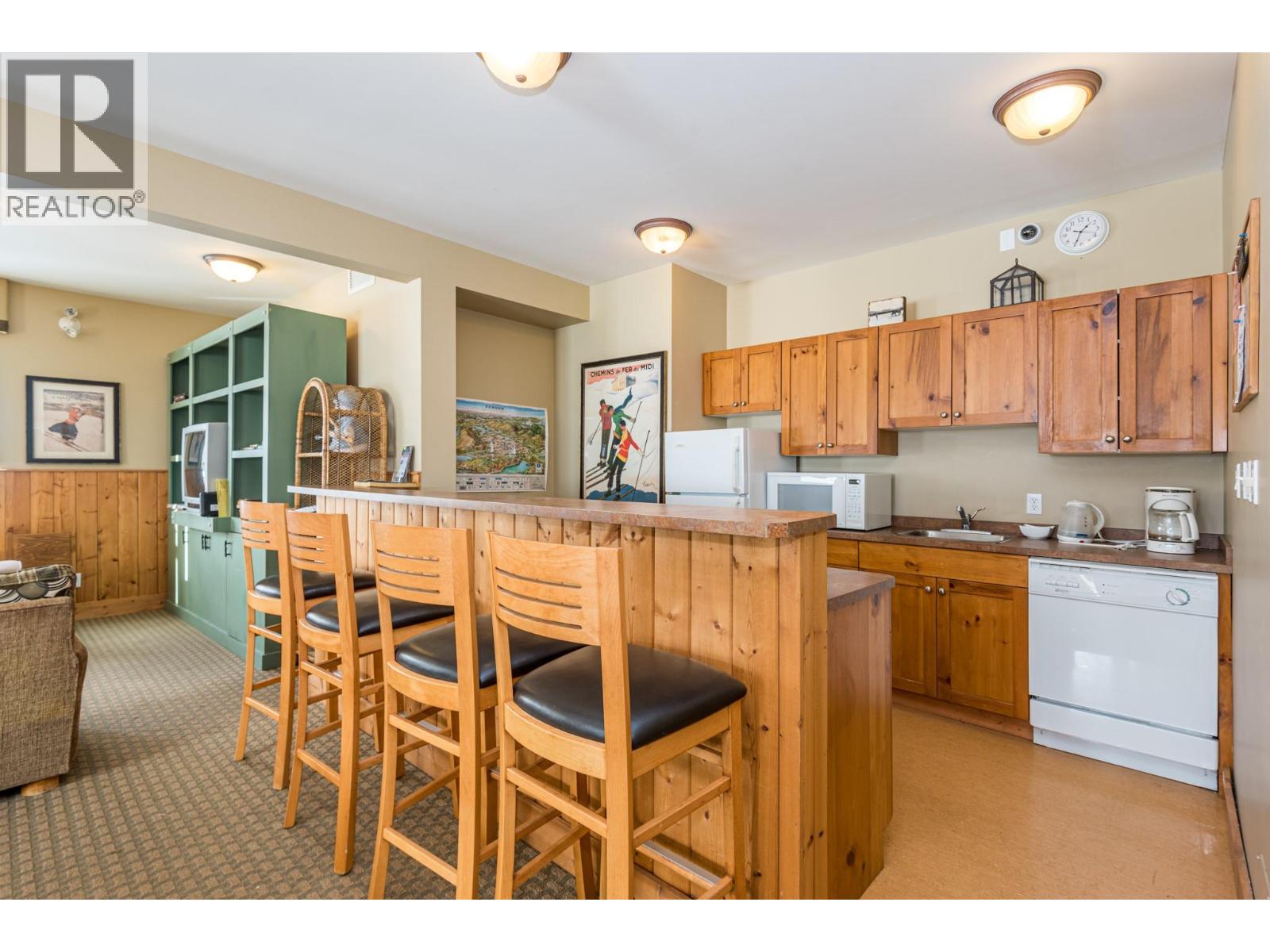 9808 Silver Star Road Unit# 109, Vernon, British Columbia  V1B 3X4 - Photo 18 - 10403065