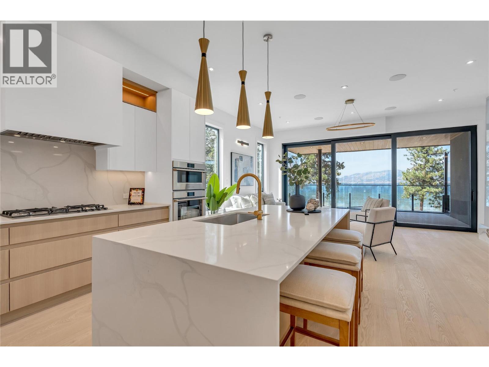602 Lakeshore Drive Unit# 202, Penticton, British Columbia  V2A 1B9 - Photo 6 - 10390058