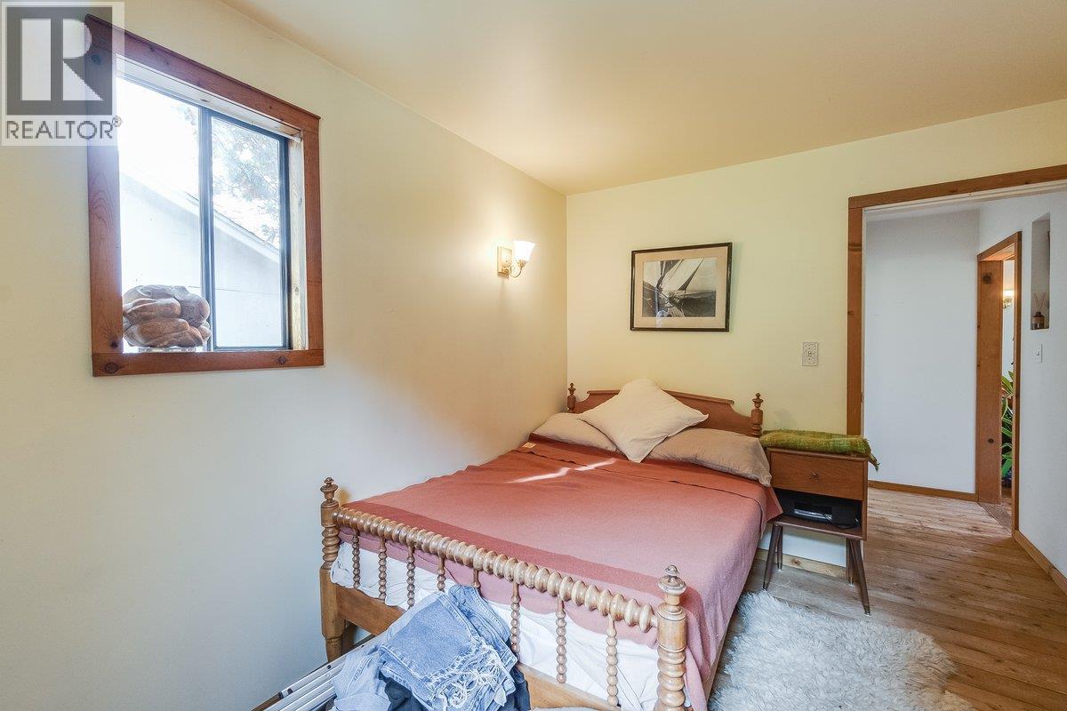 3051 Fofonow Road, Nelson, British Columbia  V1L 6Y5 - Photo 18 - 10403260