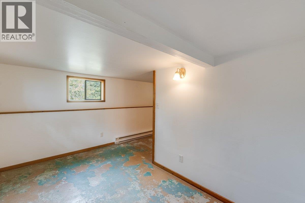 3051 Fofonow Road, Nelson, British Columbia  V1L 6Y5 - Photo 30 - 10403260