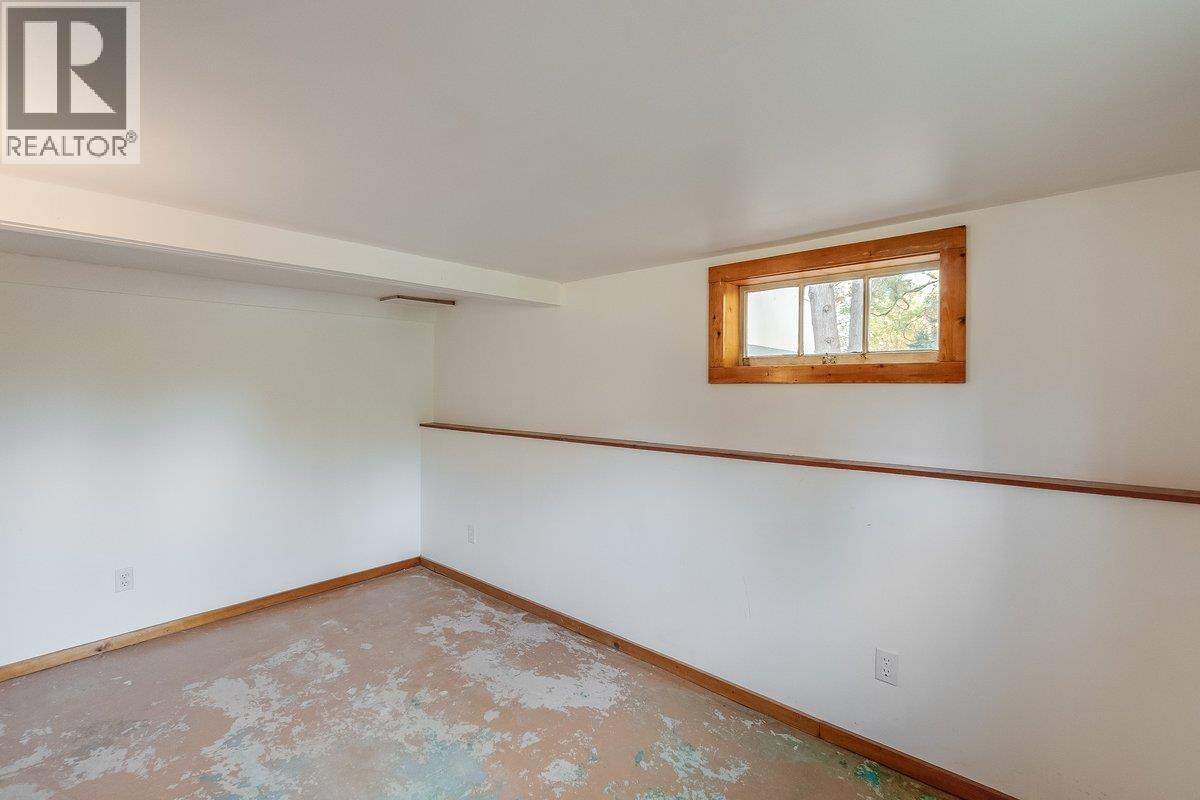 3051 Fofonow Road, Nelson, British Columbia  V1L 6Y5 - Photo 31 - 10403260