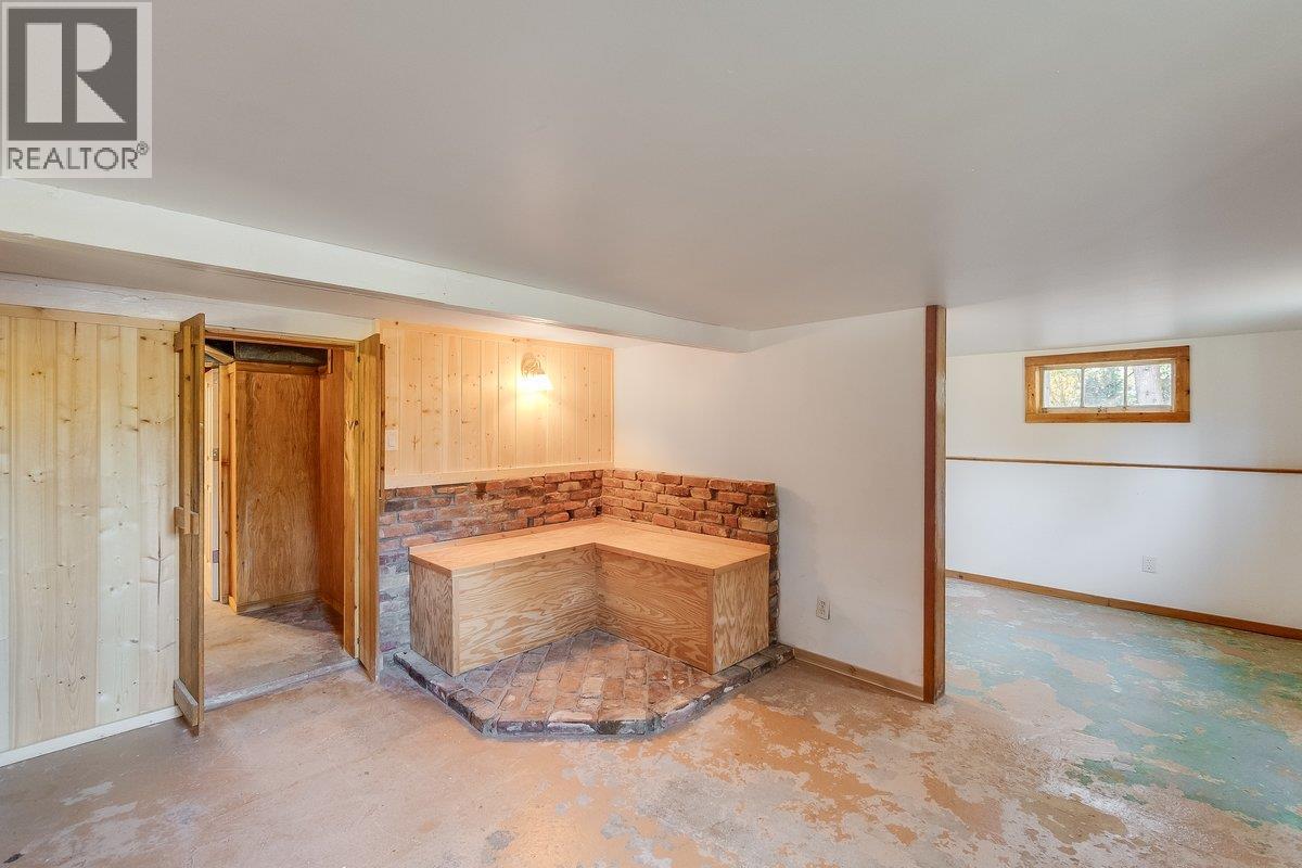 3051 Fofonow Road, Nelson, British Columbia  V1L 6Y5 - Photo 32 - 10403260