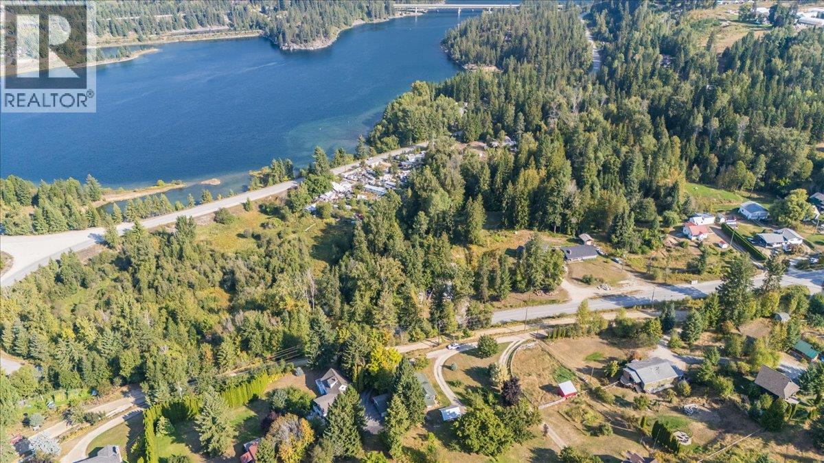 3051 Fofonow Road, Nelson, British Columbia  V1L 6Y5 - Photo 44 - 10403260