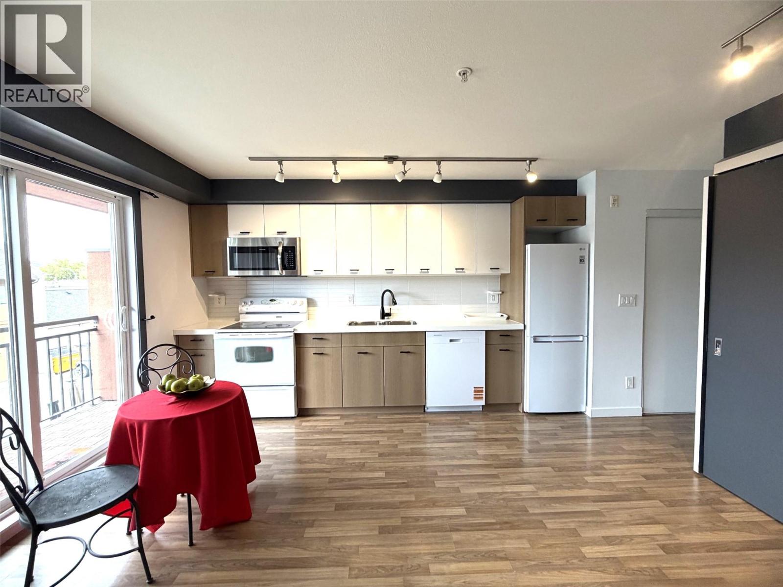 1550 Dickson Avenue Unit# 218, Kelowna, British Columbia  V1Y 1H7 - Photo 11 - 10403003