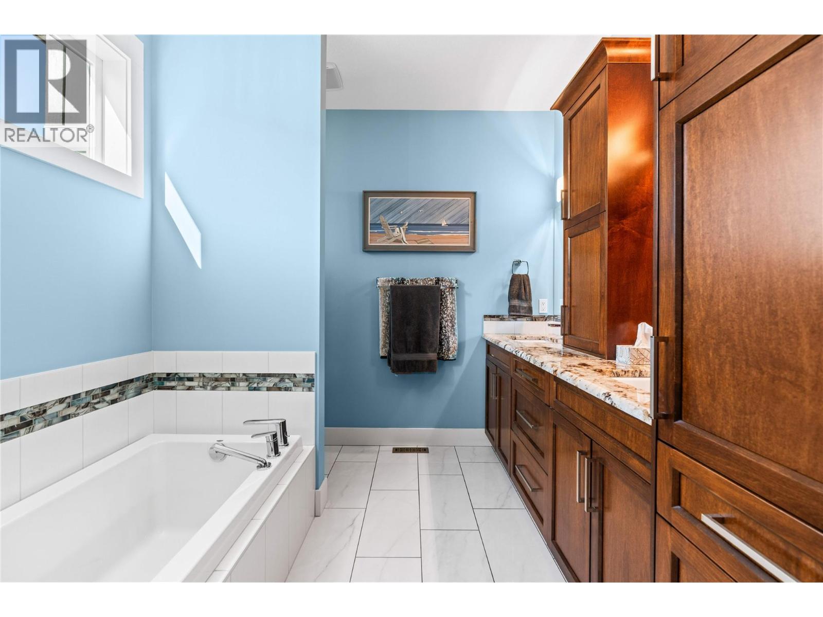 8824 Hampshire Crescent, Vernon, British Columbia  V1H 2K9 - Photo 53 - 10403242