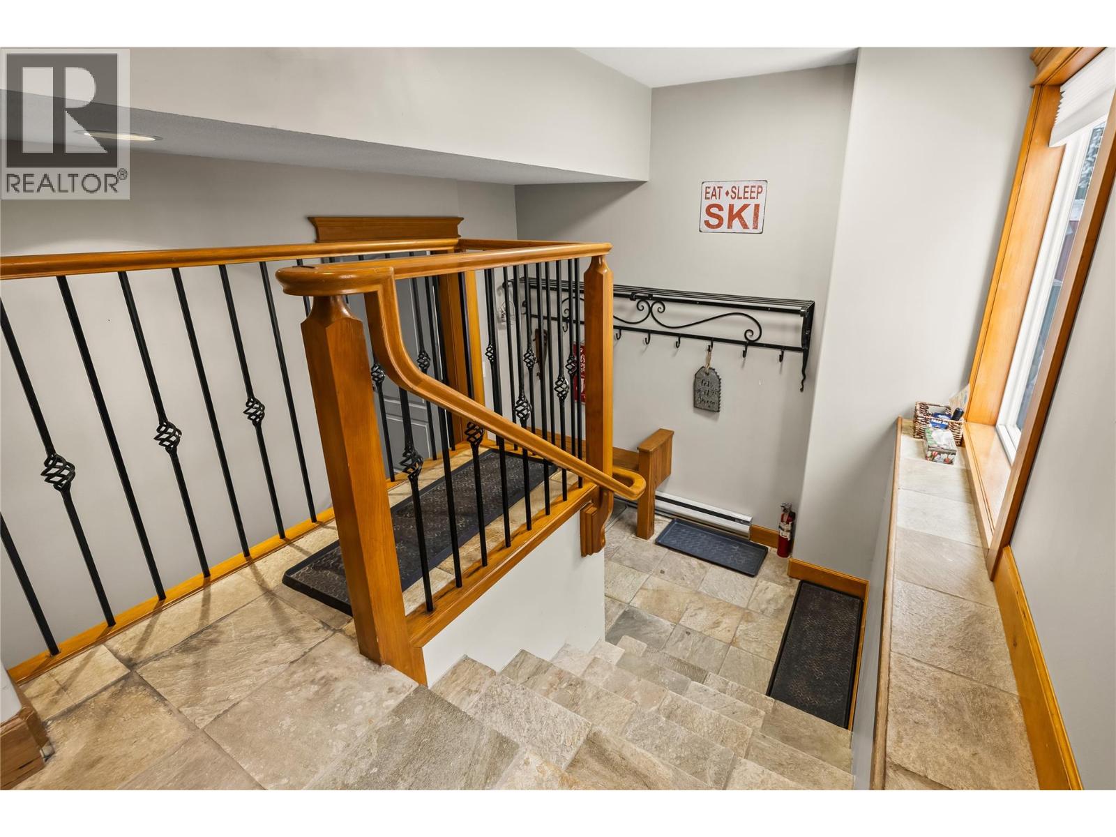 7640 Porcupine Road Unit# 34, Big White, British Columbia  V1P 1T4 - Photo 39 - 10403150