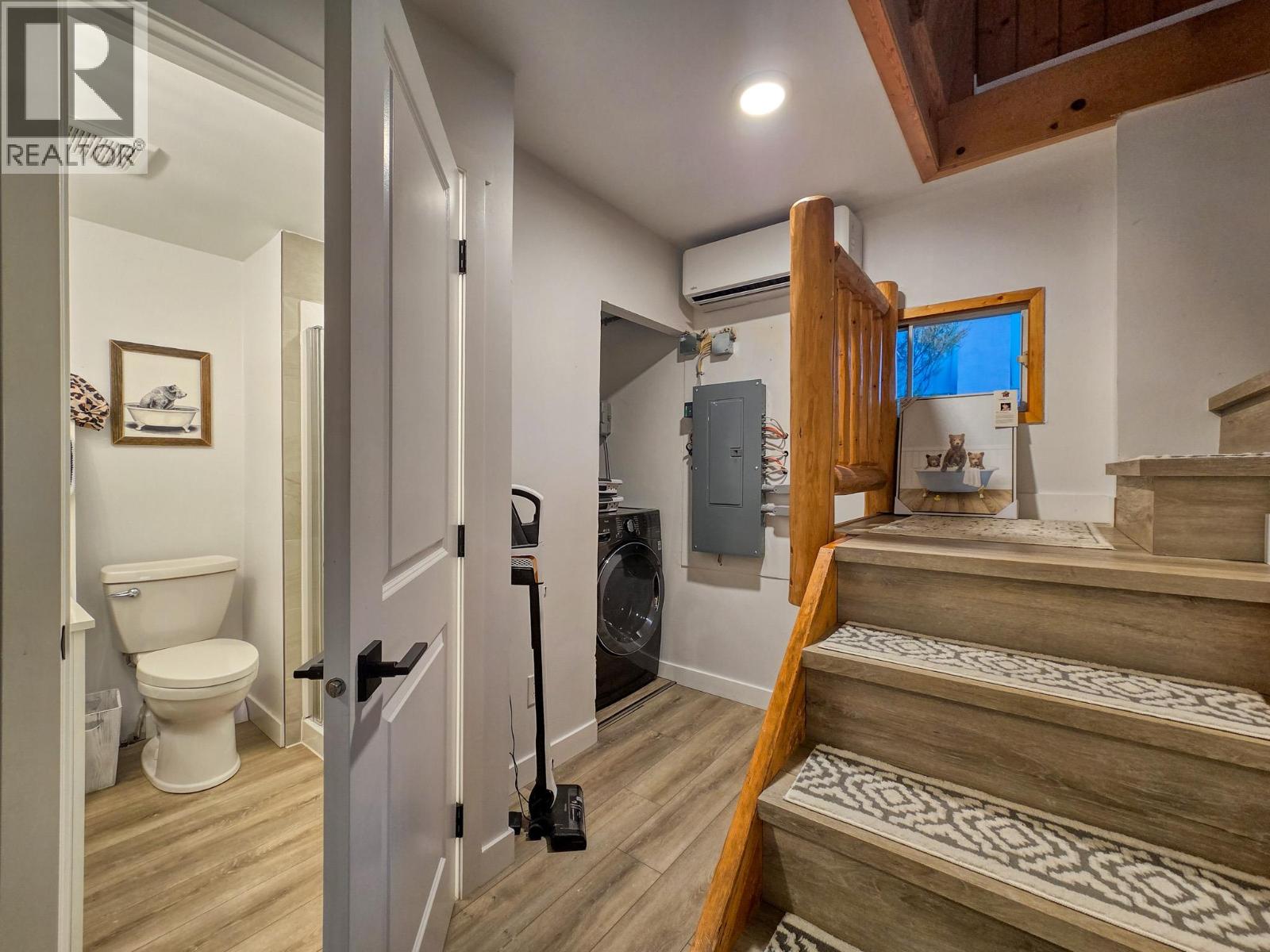449 Lakeview Place, Invermere, British Columbia  V0A 1K3 - Photo 26 - 10403144