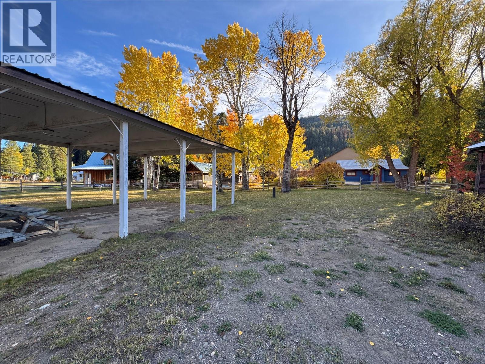 5597s Coldwater Road, Merritt, British Columbia  V1K 1M9 - Photo 3 - 10403233