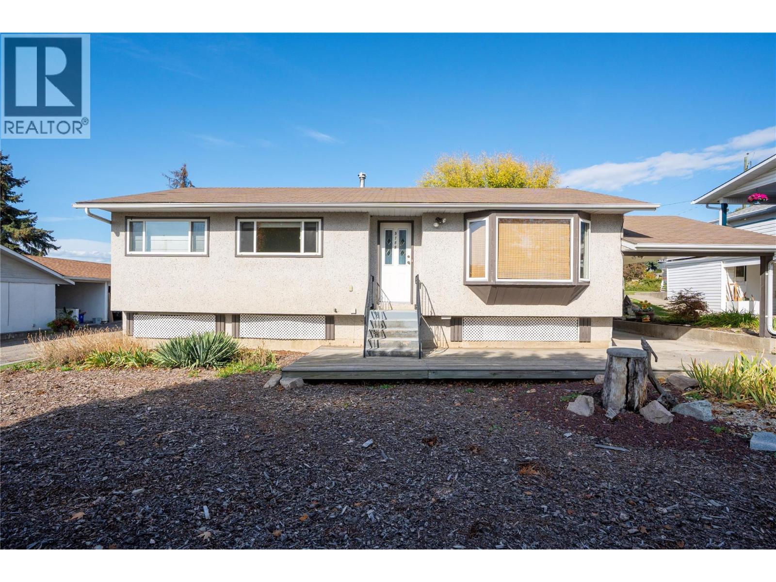 5789 Rimer Road, Vernon, British Columbia  V1B 3L3 - Photo 1 - 10402846