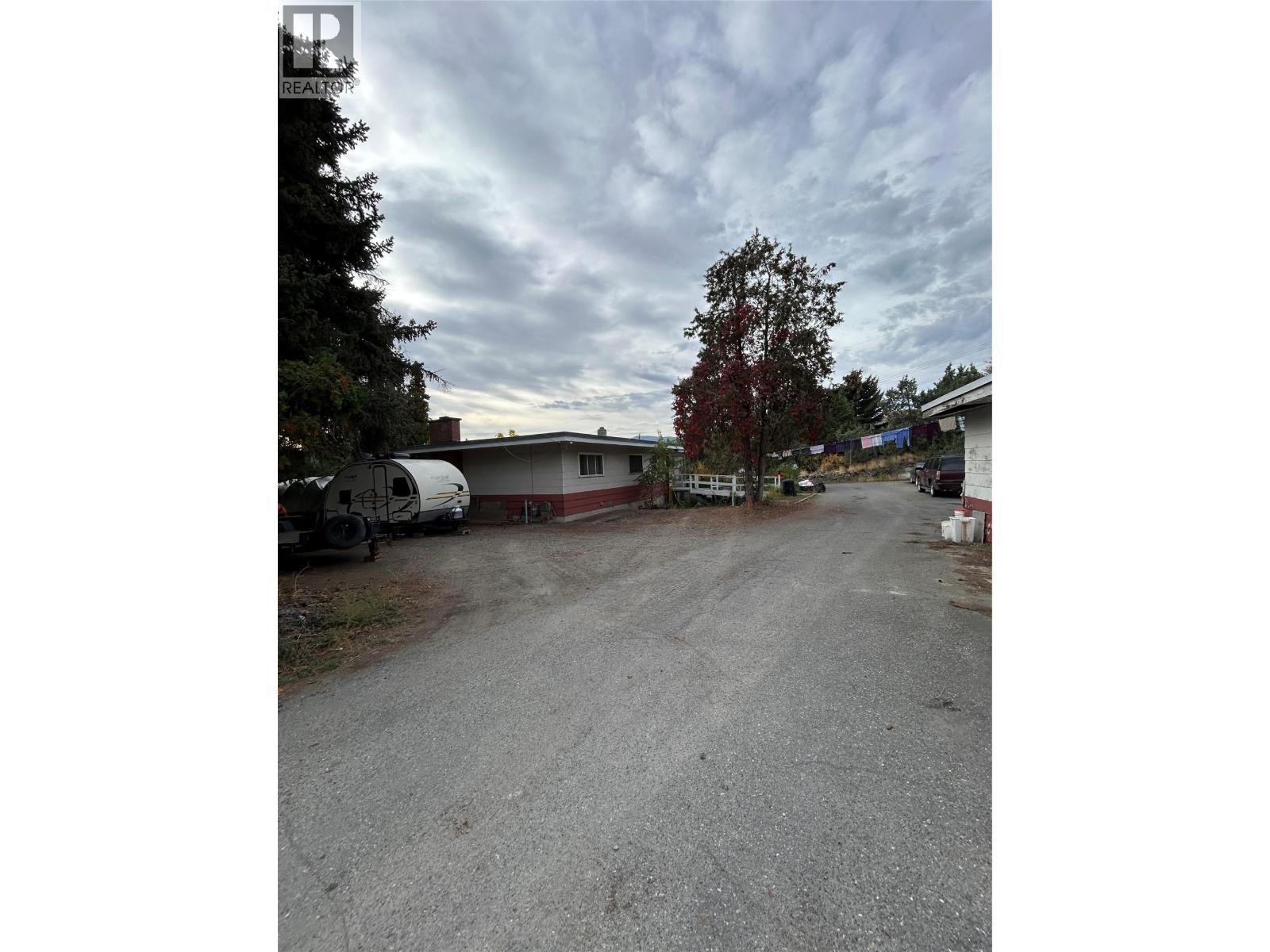 845 Alview Crescent, Kamloops, British Columbia  V2B 6C5 - Photo 19 - 10403299