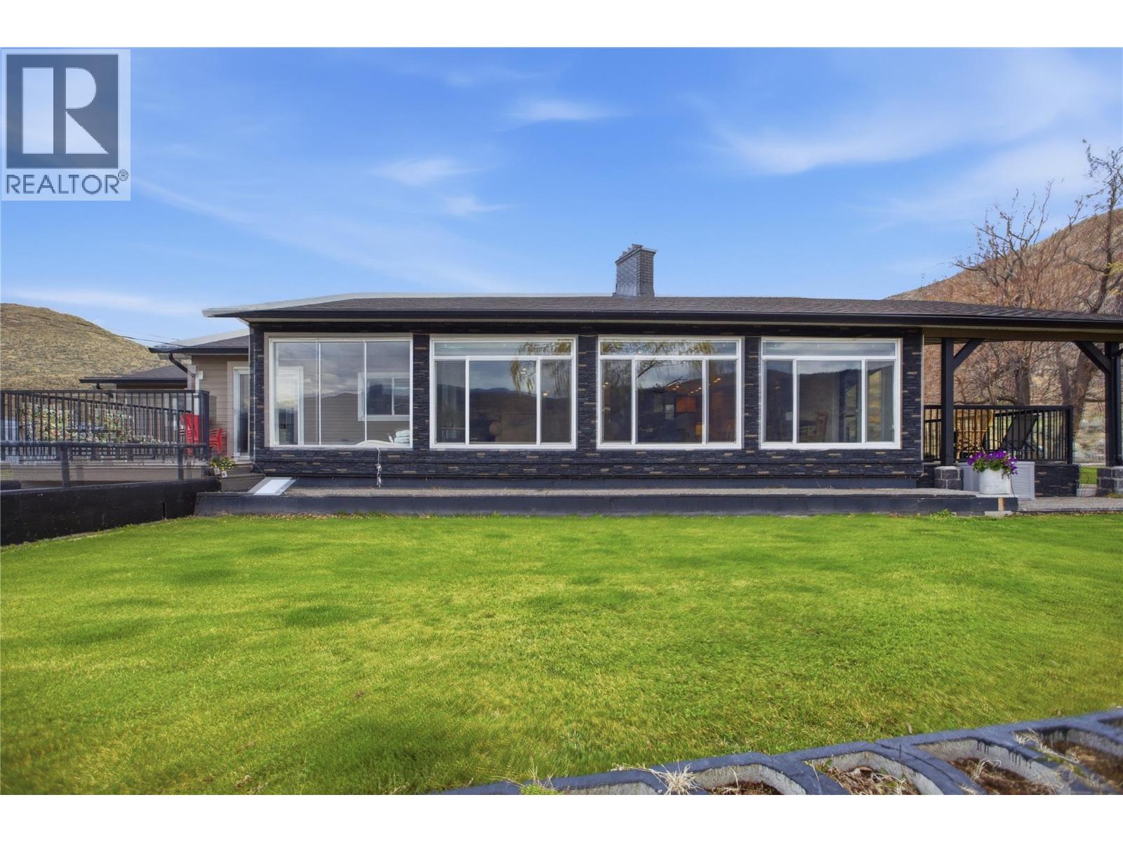 6998 Vista Drive, Kamloops, British Columbia  V0K 2J0 - Photo 2 - 10403294