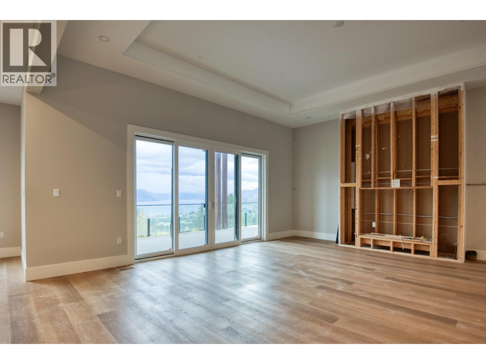 2835 Outlook Way, Naramata, British Columbia  V0H 1N1 - Photo 4 - 10403231