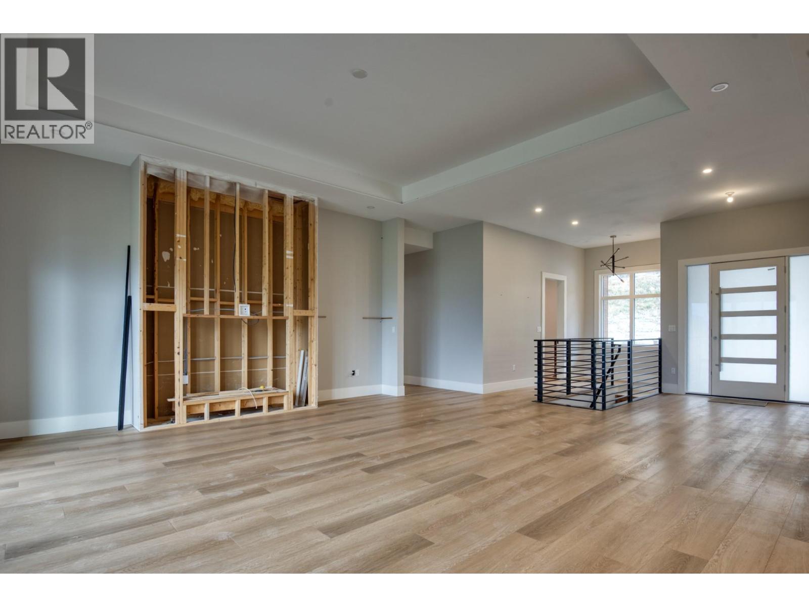 2835 Outlook Way, Naramata, British Columbia  V0H 1N1 - Photo 9 - 10403231