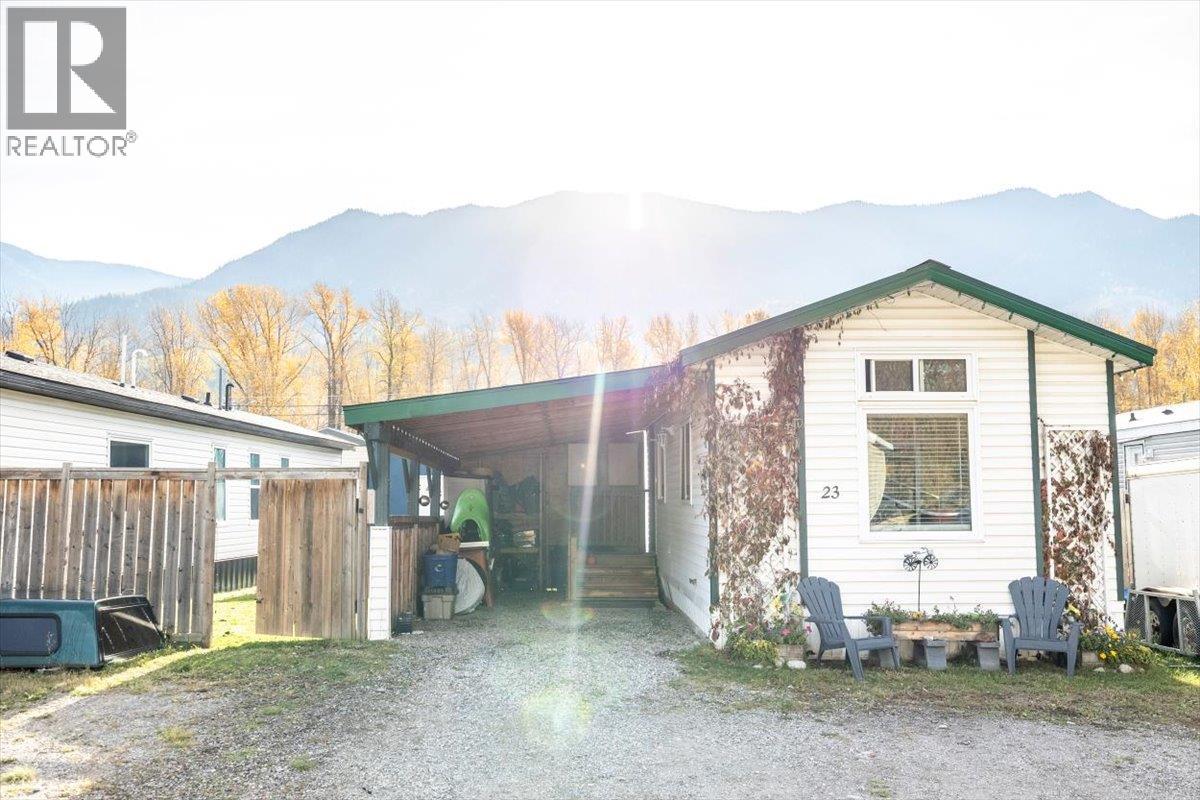 2011 3 Highway Unit# 23, Hosmer, British Columbia  V0B 1M5 - Photo 38 - 10403218