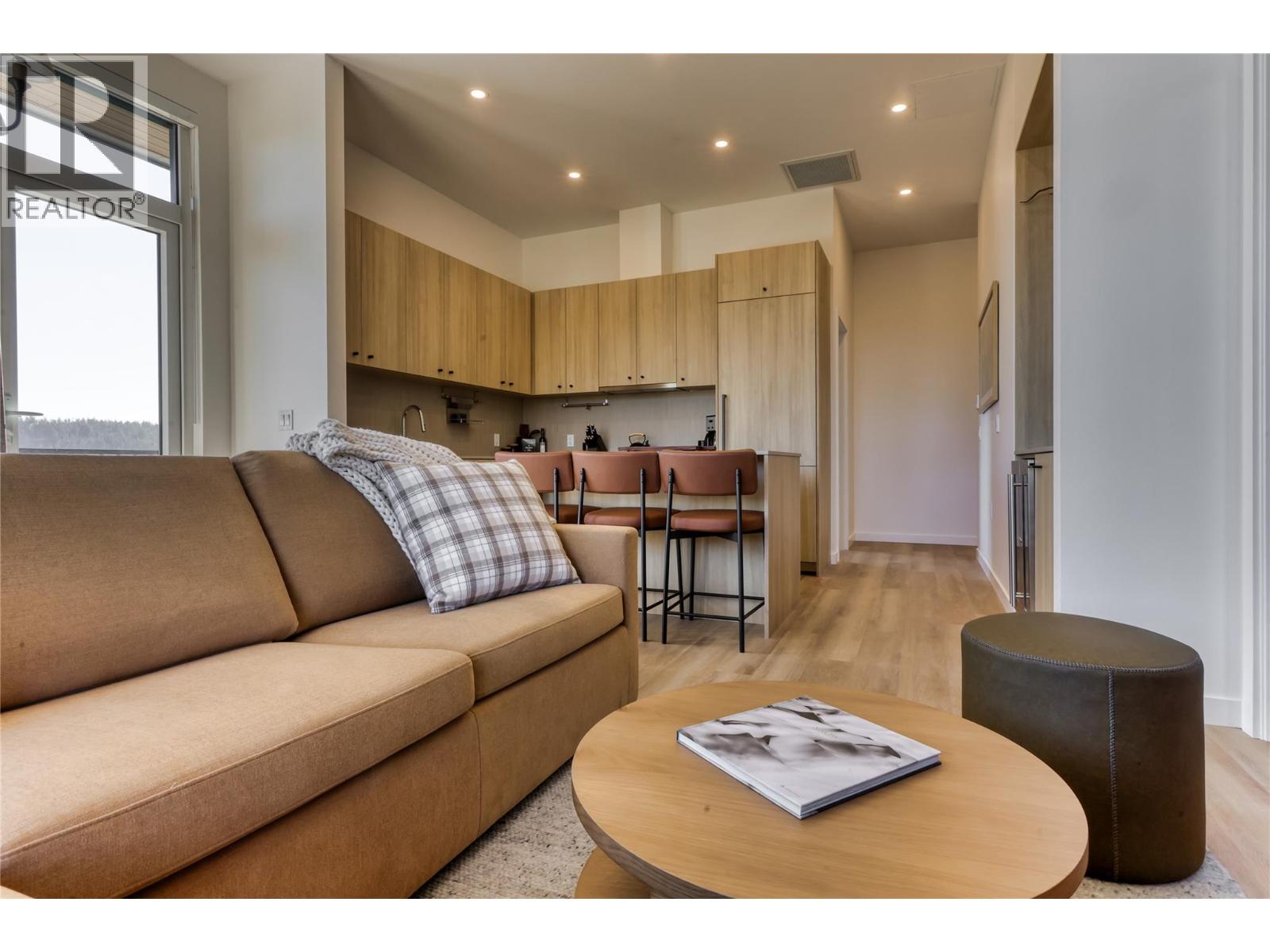 4240 Red Mountain Road Unit# 216, Rossland, British Columbia  V0G 1Y0 - Photo 3 - 10403208