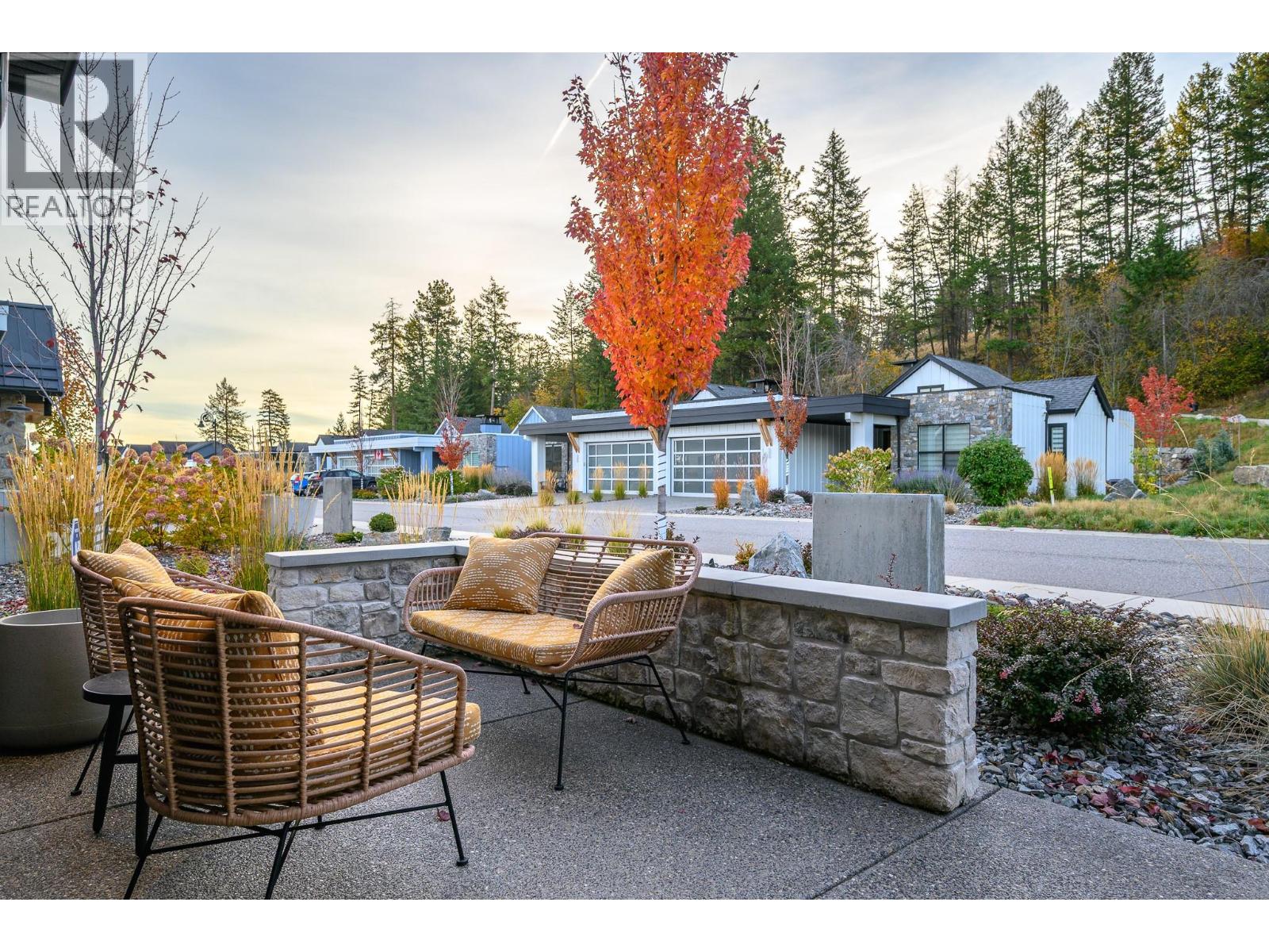 149 Diamond Way, Vernon, British Columbia  V1H 0A2 - Photo 5 - 10402554