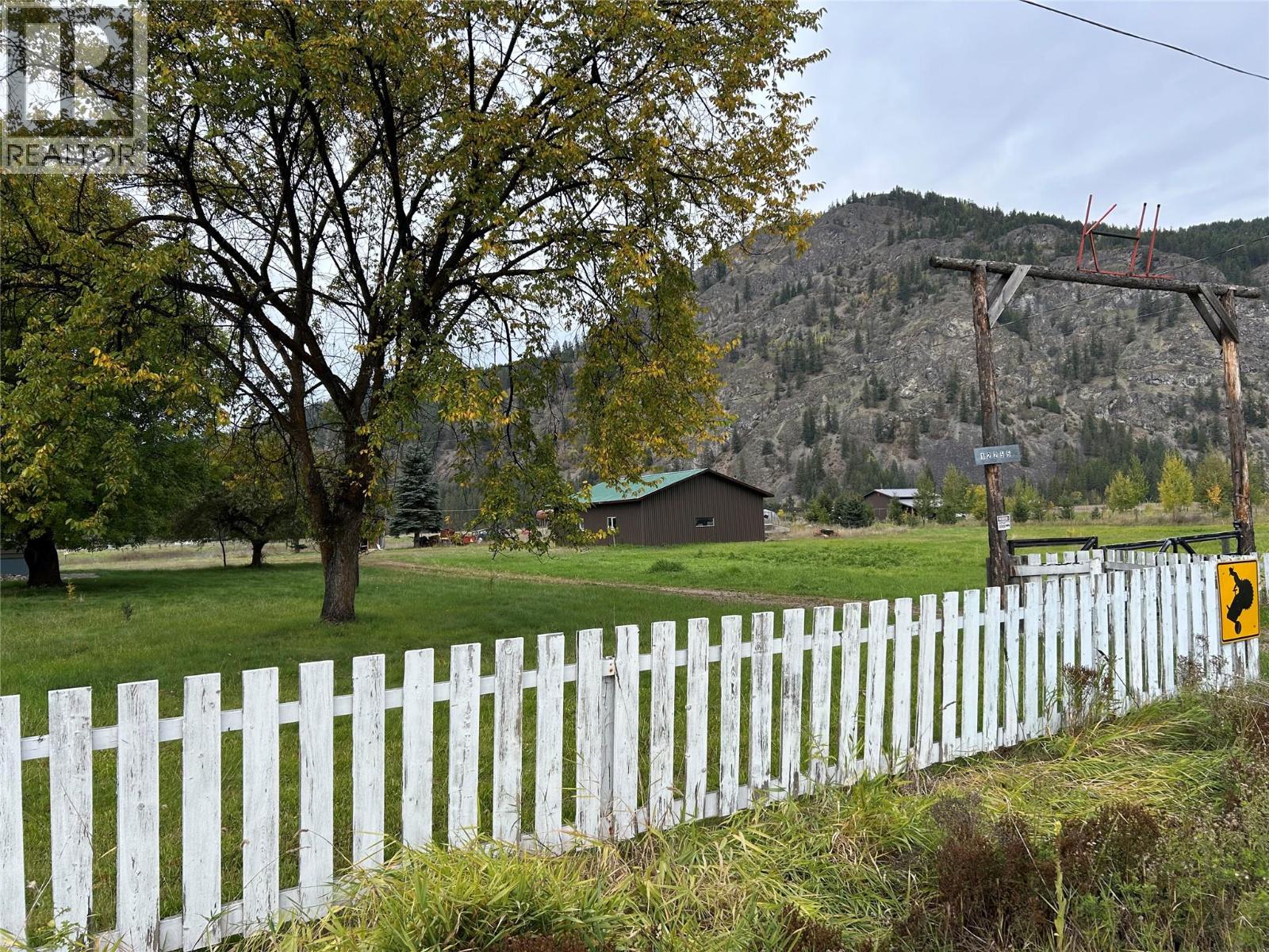 12255 Brown Creek North Road, Grand Forks, British Columbia  V0H 1H8 - Photo 3 - 10403319