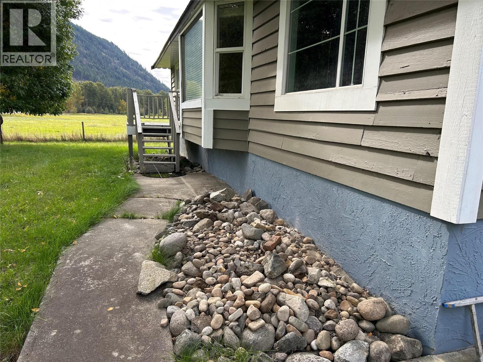 12255 Brown Creek North Road, Grand Forks, British Columbia  V0H 1H8 - Photo 30 - 10403319