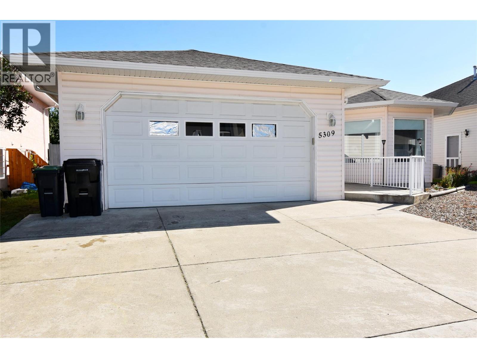 5309 21 Street, Vernon, British Columbia  V1T 9N2 - Photo 3 - 10403089