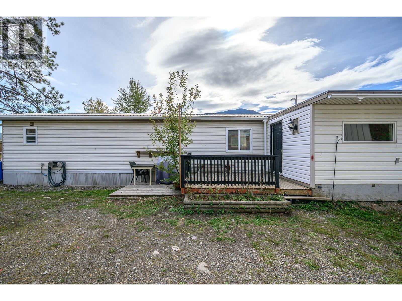 5846 Jen Sherri Place, Falkland, British Columbia  V0E 1W0 - Photo 21 - 10403326