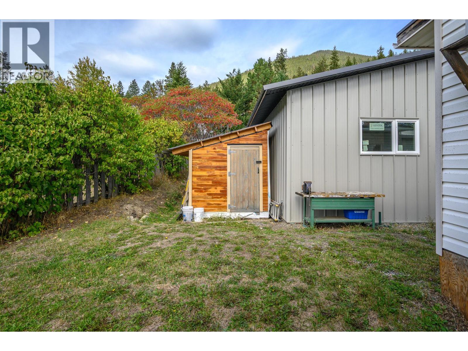5846 Jen Sherri Place, Falkland, British Columbia  V0E 1W0 - Photo 27 - 10403326