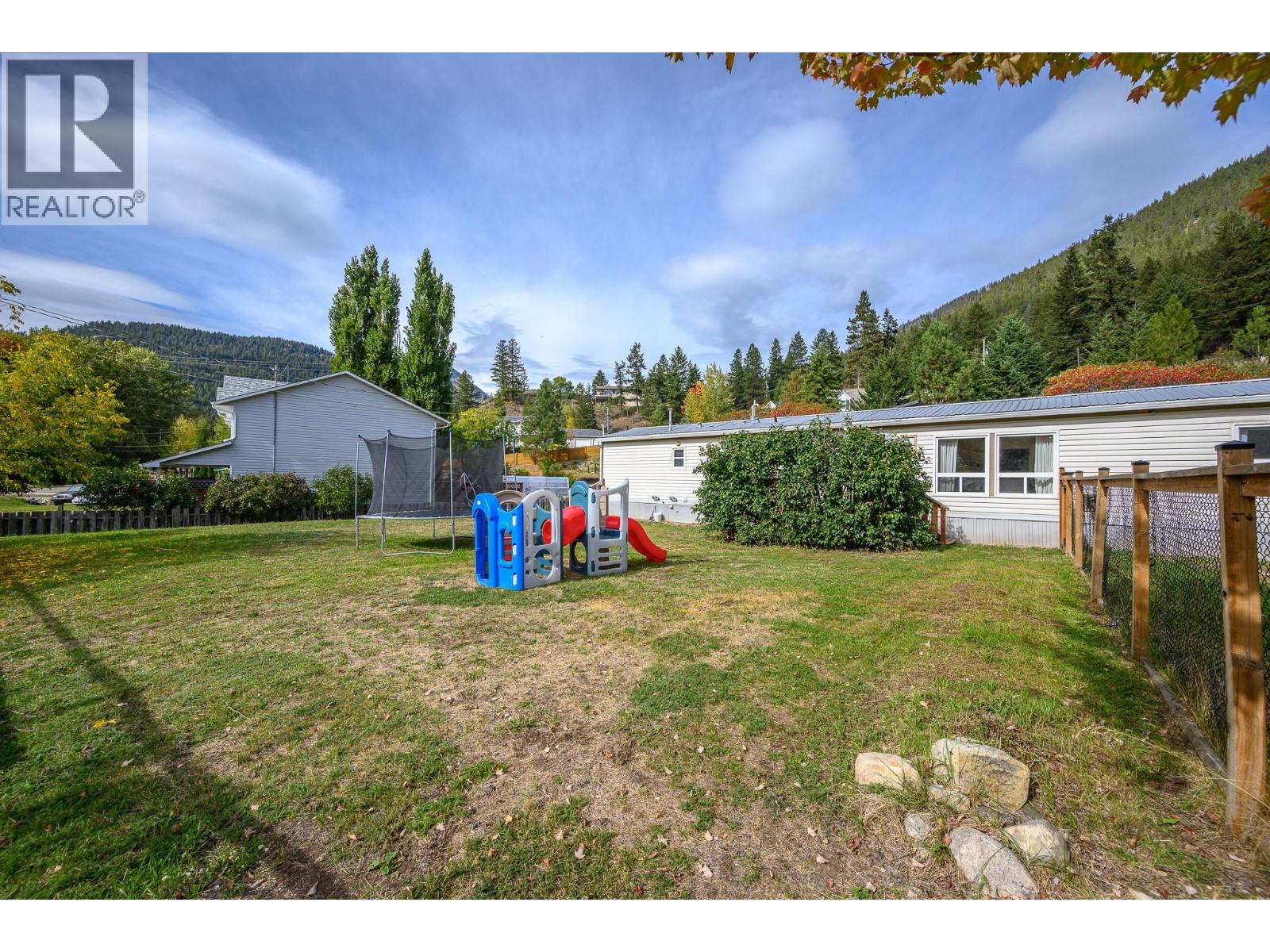 5846 Jen Sherri Place, Falkland, British Columbia  V0E 1W0 - Photo 33 - 10403326