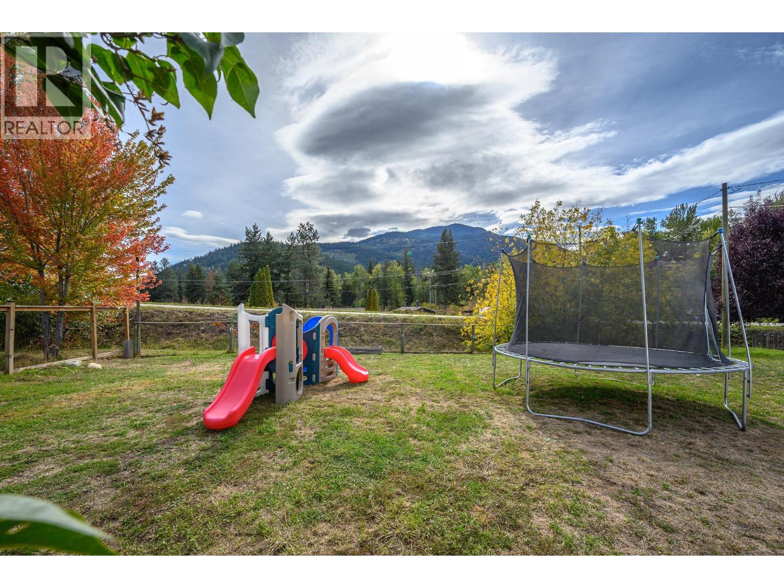 5846 Jen Sherri Place, Falkland, British Columbia  V0E 1W0 - Photo 34 - 10403326