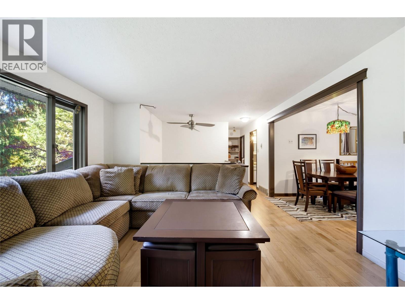 9020 Hummingbird Drive, Swansea Point, British Columbia  V0E 2K2 - Photo 18 - 10402995
