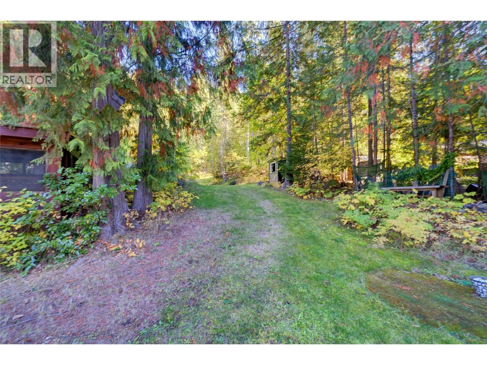 9020 Hummingbird Drive, Swansea Point, British Columbia  V0E 2K2 - Photo 47 - 10402995