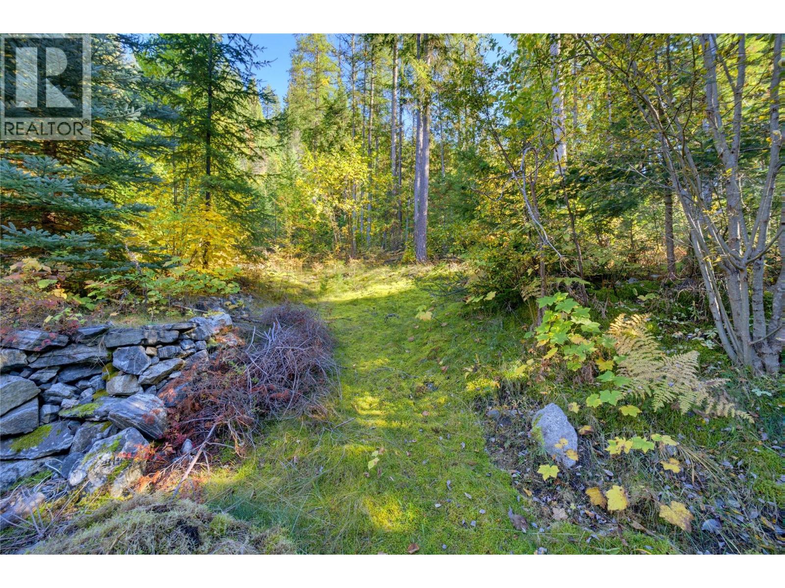 9020 Hummingbird Drive, Swansea Point, British Columbia  V0E 2K2 - Photo 50 - 10402995